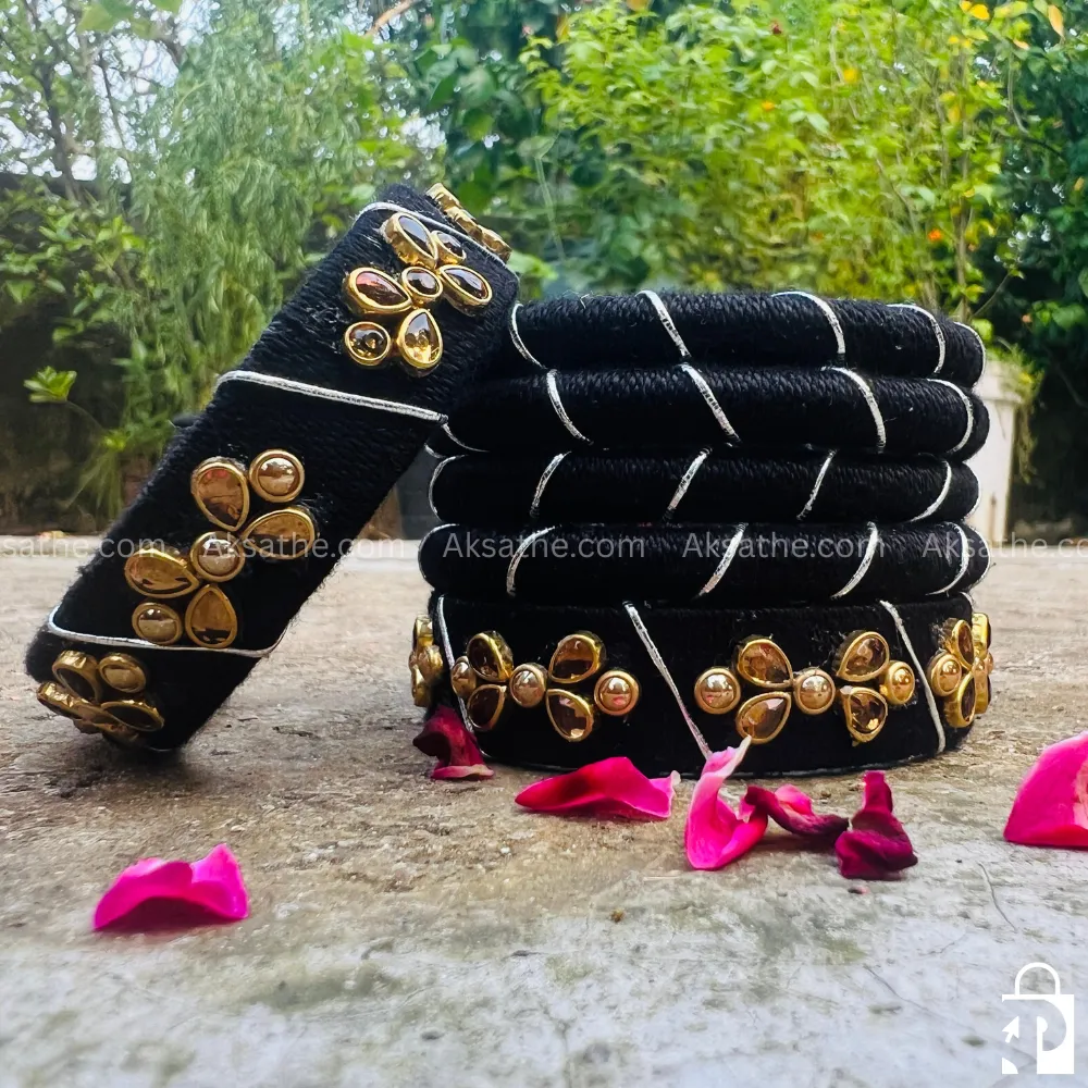 10 কৃষ্ণচূড়া কুন্দনের চুড়ি - Image 1