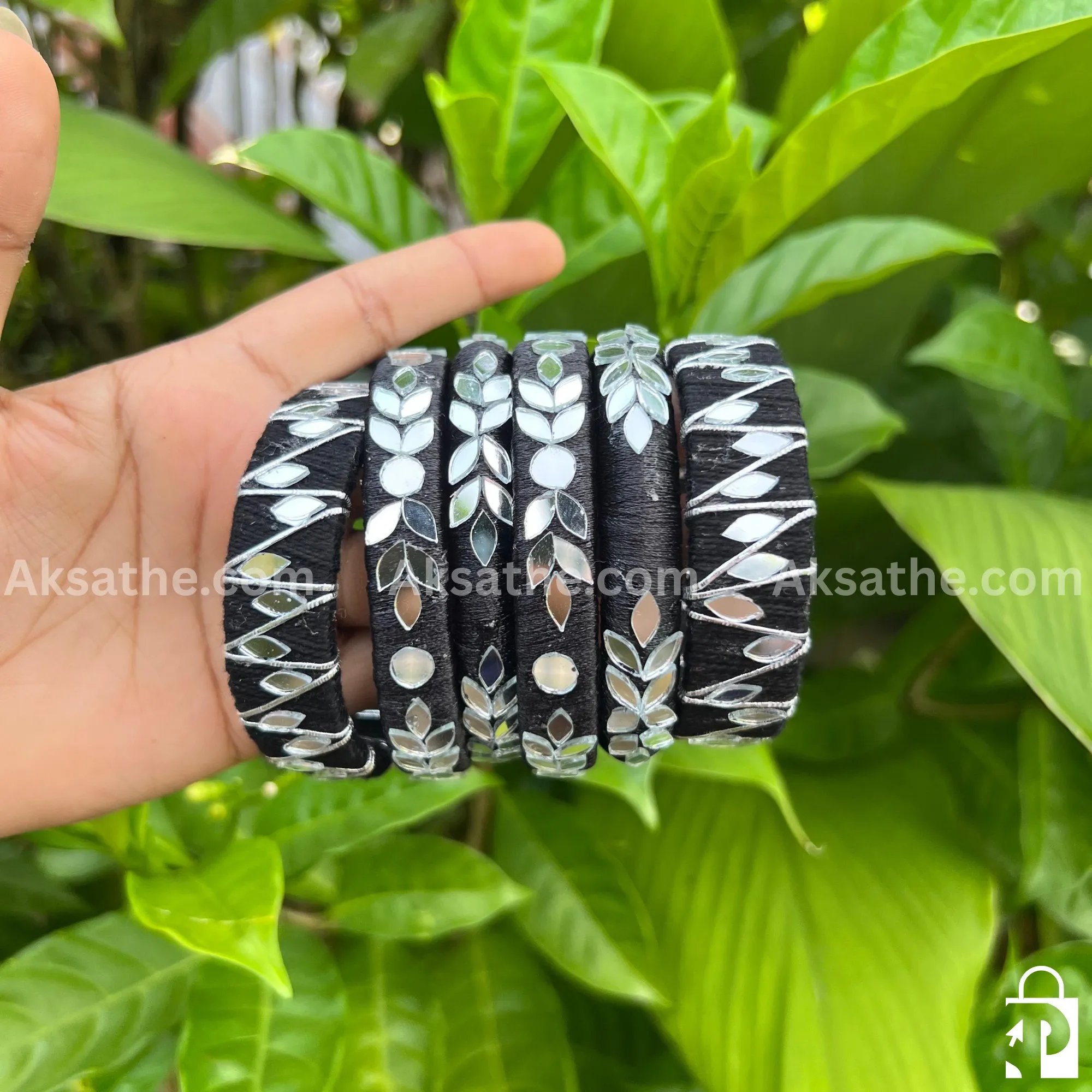 download (19) ঝলমল জ্যোতি চুড়ি - Image 1